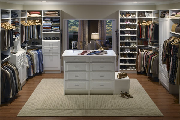 Master Bedroom with WalkIn Closet